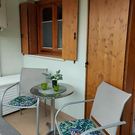 Dina Apartman *